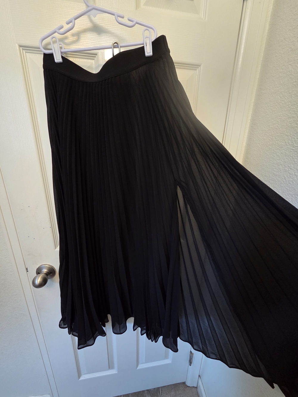 Carbon38 Black Pleated Maxi Skirt with Side Slit - Picture 6 of 7